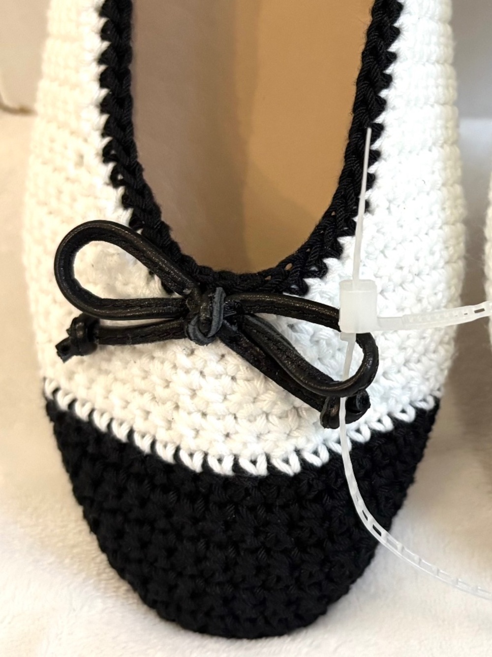 Black White Crochet Knit BalletCore Classic Color Block  Ballet Shoes SZ 7.5M - Picture 5 of 14